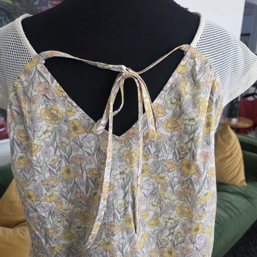 Umgee Boho Peasant Yellow Floral Print + Cream Tiered Top, Tie Back Neck - Small - Picture 4 of 9
